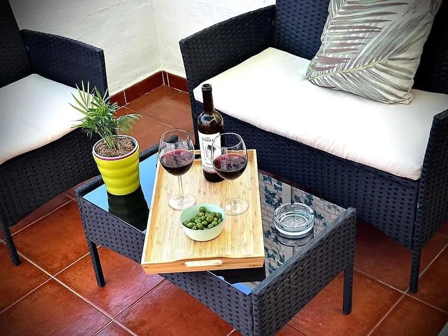 Apartamento El Rincon De Apolo. Atico Con Aparcamiento Gratis. Málaga
